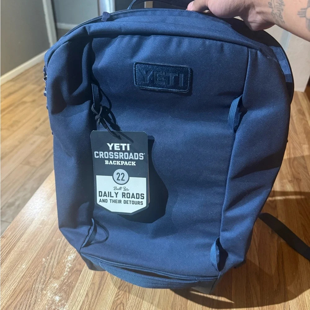 YETI Crossroads Dark Blue Backpack